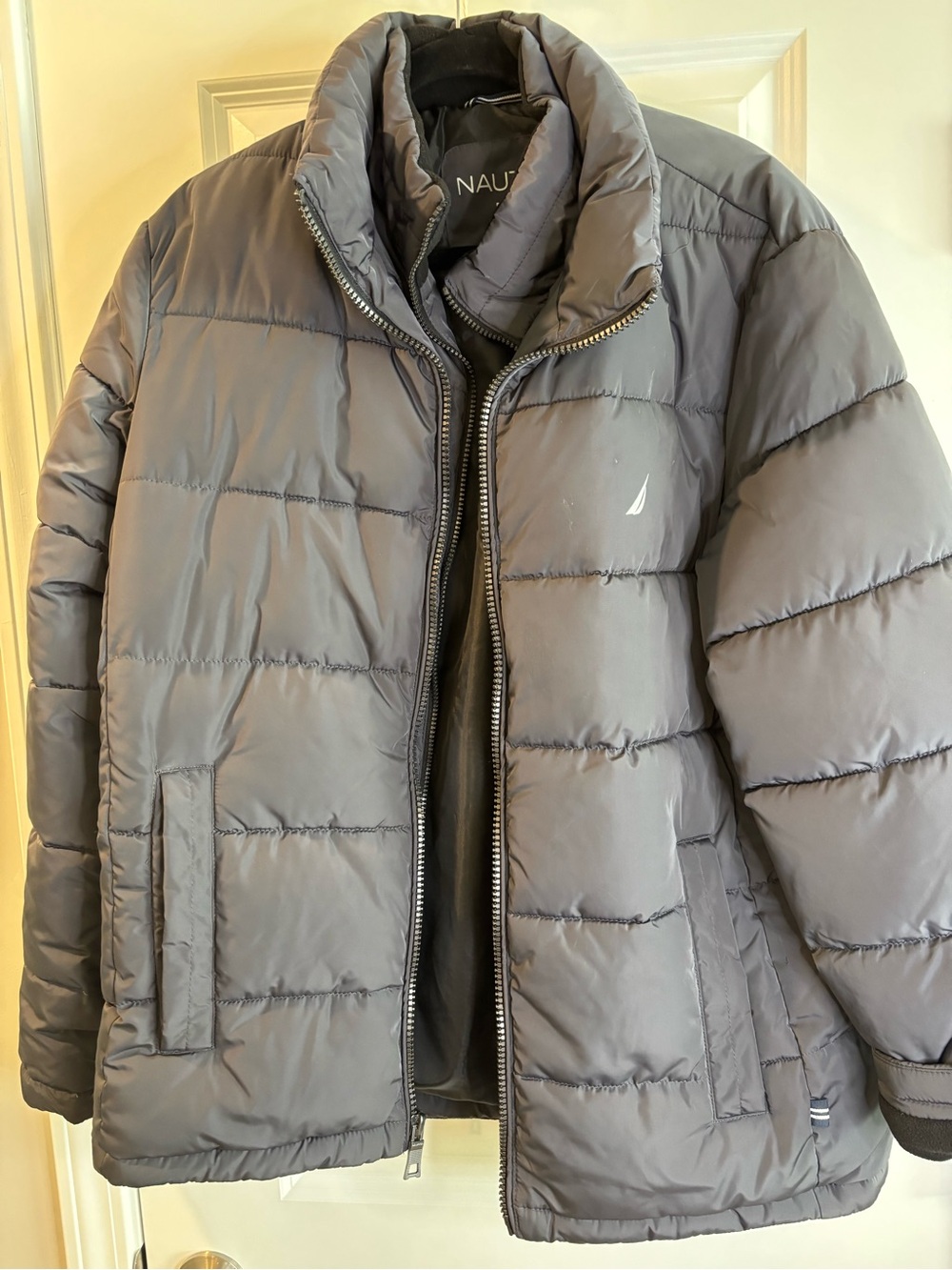 Nautica Men's Dark Gray Quilted Puffer Jacket